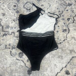 Black White One Piece Swimsuit Asymmetrical Mesh Stripe XL